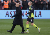 Premier League - Aston Villa v Manchester City