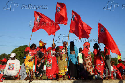 Mozambique opposition party Frelimo holds final rally ahead of election