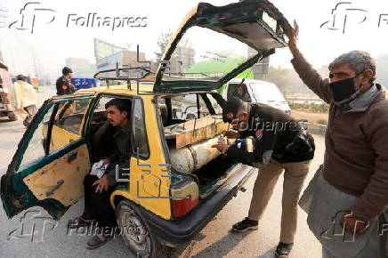 Security checkpoint on the eve of Christmas in Peshawar