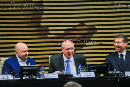 Presidente em exerccio Geraldo Alckmin participa do lanamento da terceira fase do Brasil mais Produtivo na FIESP