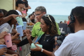 O surfista itlo ferreira ,vence estreia de campeonato em natal .