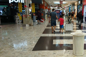 Compras de Natal em Shopping Center de SP