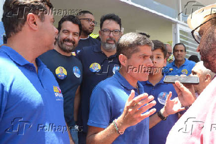 Candidato Bruno Reis votou no Sartre Escola SEB, no Itaigara