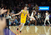 NBA: Preseason-Los Angeles Lakers at Phoenix Suns