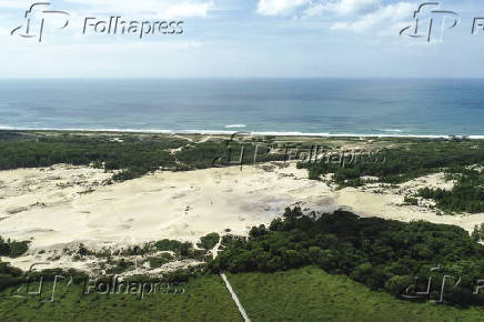 Vista area da Praia do Moambique