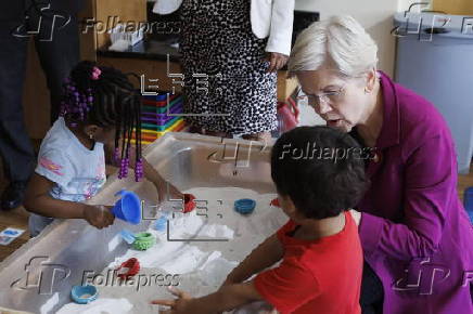 Senator Elizabeth Warren tours Head Start School