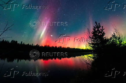 Colourful and strong northern lights light up Lapland sky