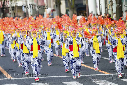 Desfile durante o Festival de Nagoya Matsuri, no Japo