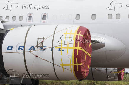 Turbina de Boeing 767-300 da Latam; avio ficar parada por mais de 6 meses