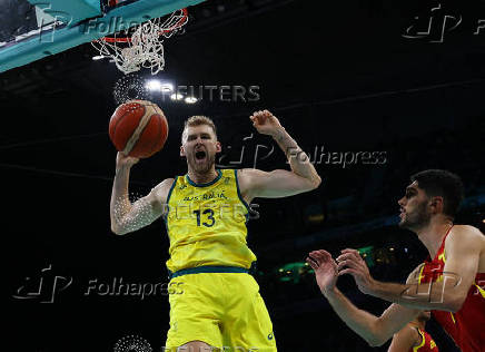 Basketball - Men's Group Phase - Group A - Australia vs Spain