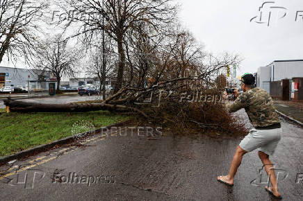 Storm Darragh hits Britain