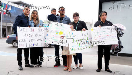 Regresan a EEUU dos 'soadores' atrapados en Mxico lejos de su familia por ms de un ao