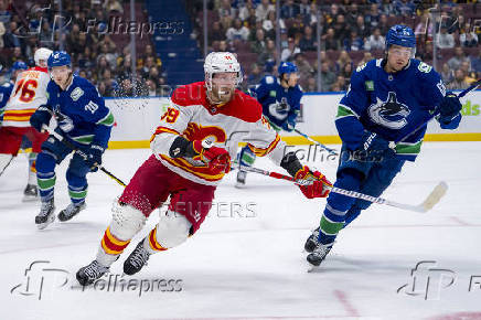 NHL: Calgary Flames at Vancouver Canucks