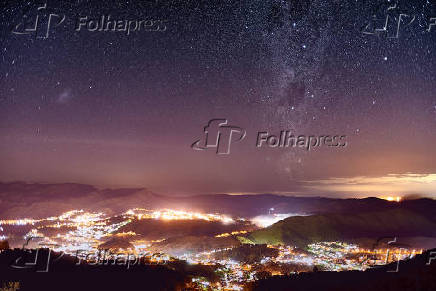 Vista noturna da cidade de Ouro Preto, MG