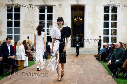 Gabriela Hearst Spring/Summer 2025 collection at Paris Fashion Week