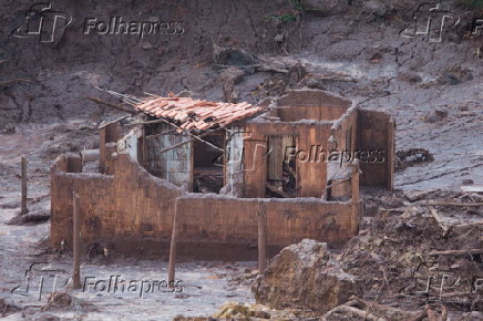 Destruio no distrito de Bento Rodrigues (MG)