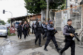 Operao torniquete na favela vila cruzeiro no complexo da penha no rio de janeiro