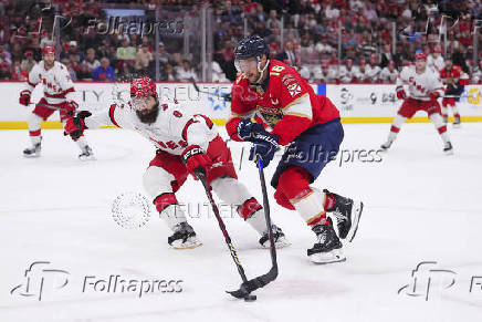 NHL: Carolina Hurricanes at Florida Panthers