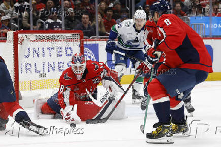 NHL: Vancouver Canucks at Washington Capitals