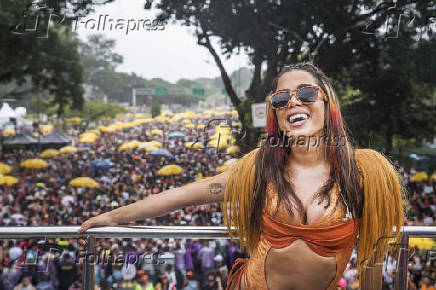A cantora Anitta se apresenta pela 1 vez com seu bloco no Ibirapuera, em SP