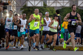 El brasileo Johnatas Cruz y la venezolana Magaly Garca ganan el Maratn CAF 2025