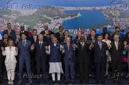 Chefes de estado posam para foto oficial de encerramento do G20