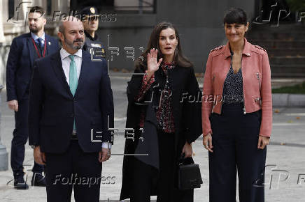 La reina doa Letizia preside el acto de entrega de la XIV edicin de los Premios Luis Carandell de periodismo parlamentario.