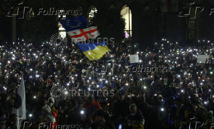 Georgian opposition supporters protest against government's EU application delay