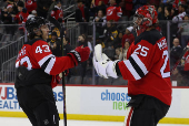 NHL: Pittsburgh Penguins at New Jersey Devils