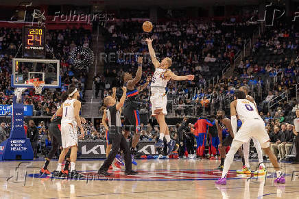 NBA: Phoenix Suns at Detroit Pistons