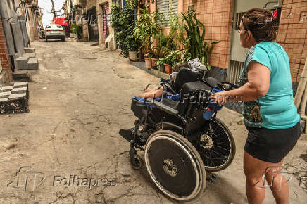 Dificuldade dos cadeirantes em Paraispolis