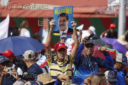 El chavismo y la oposicin miden su fuerza en multitudinarias marchas en cierre de campaa