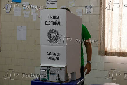 Capito Alberto Neto (PL) vota em Manaus (AM)