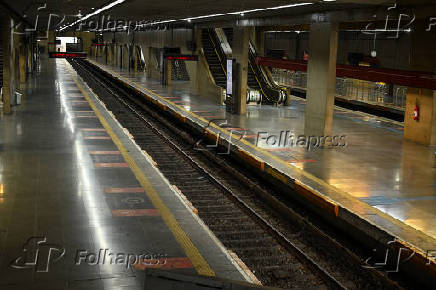 Folhapress Fotos Greve unificada do Metrô CPTM e Sabesp em SP