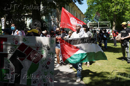 Students stage a walk out in support of Palestinians at Emory University