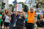 Manifestantes voltam a protestar contra corte de rvores para obras na Vila Mariana