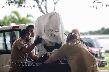 Relgio presenteado por Dom Joo VI chega  Braslia (DF)