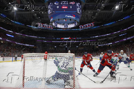 NHL: Vancouver Canucks at Washington Capitals