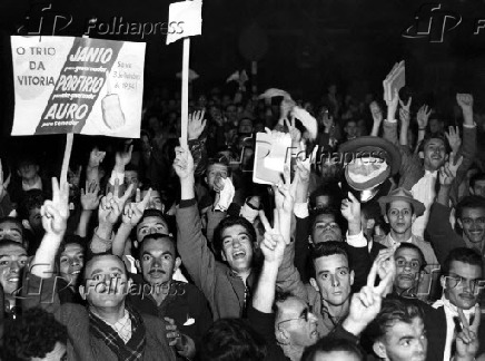 Eleio estadual, 1954: Multido faz