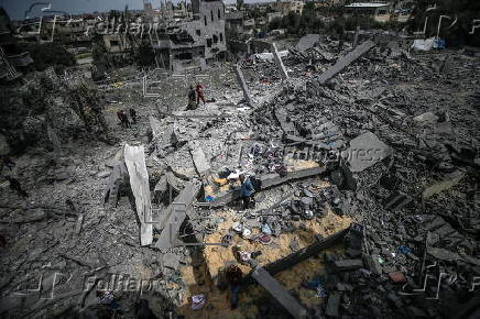 Israeli strikes hit Al-Maghazi refugee camp in southern Gaza Strip