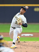 MLB: Colorado Rockies at Milwaukee Brewers