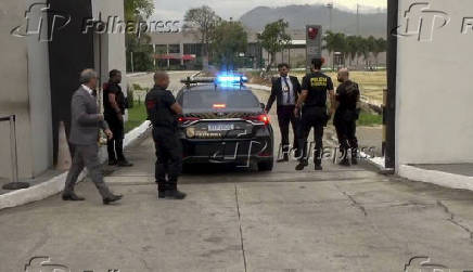 O jogador bruno henrique e alvo de operao da policia federal no rio de janeiro