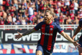 El futbolista espaol ker Muniain anota su primer gol con San Lorenzo