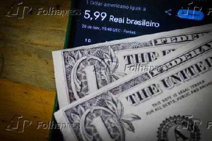 Dolar bate recorde e chega a seis reais