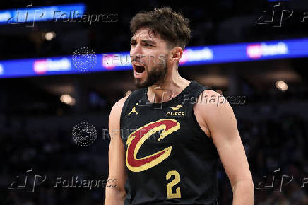 NBA: Cleveland Cavaliers at Minnesota Timberwolves