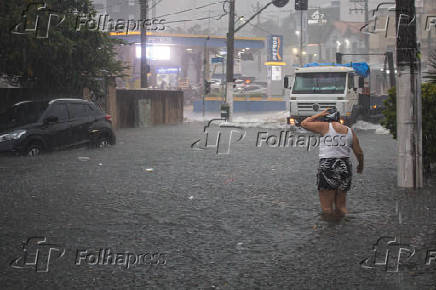 Chuva e Alagamento em So Paulo