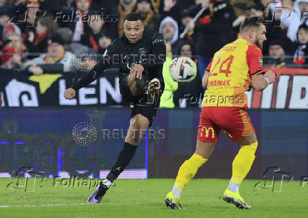 Folhapress - Fotos - Ligue 1 - RC Lens V Paris St Germain