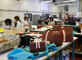 Production of leather goods in Tuscany