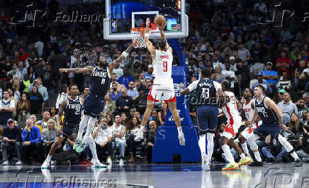 NBA: Houston Rockets at Dallas Mavericks