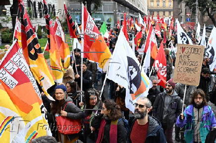 Nationwide general strike in Italy against the government's budget plan